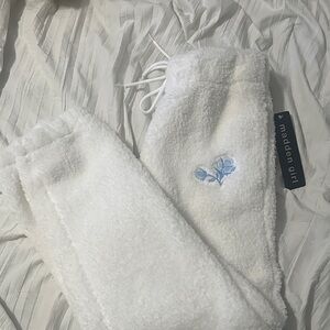 Madden Girl Cream Fuzzy Pants with Blue Embroidery